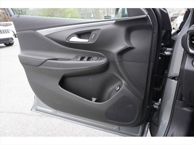 new 2025 Buick Envista car, priced at $25,885