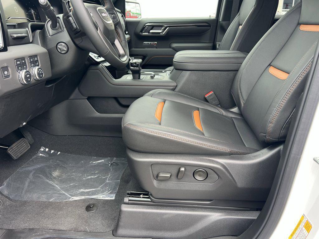new 2025 GMC Sierra 1500 car, priced at $74,509