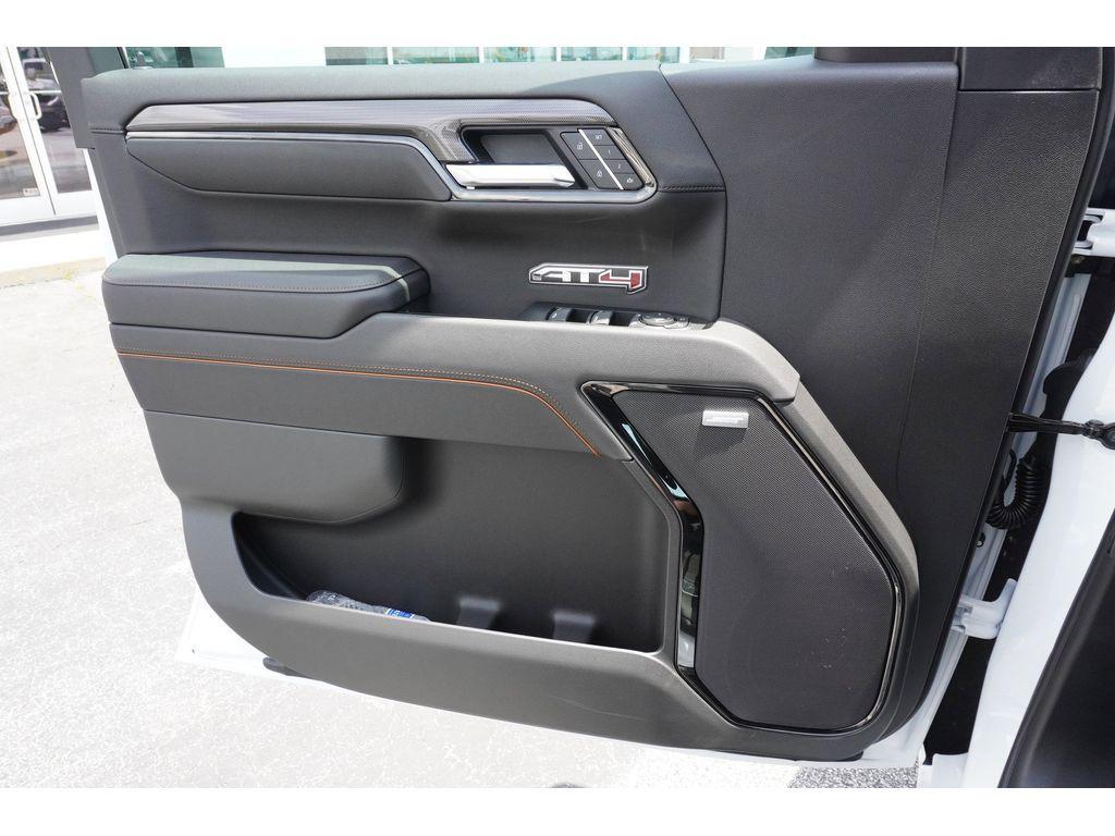 new 2025 GMC Sierra 1500 car, priced at $69,335