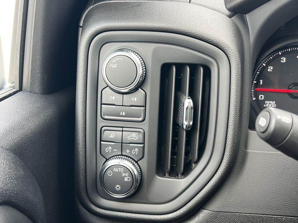 new 2026 GMC Sierra 2500 car, priced at $58,870