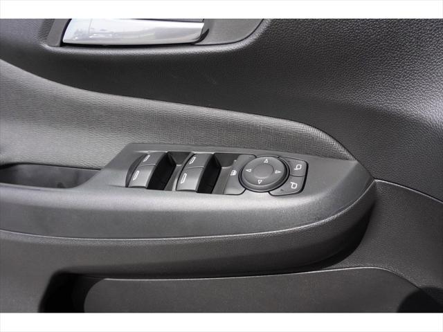 new 2025 Buick Envista car, priced at $25,987