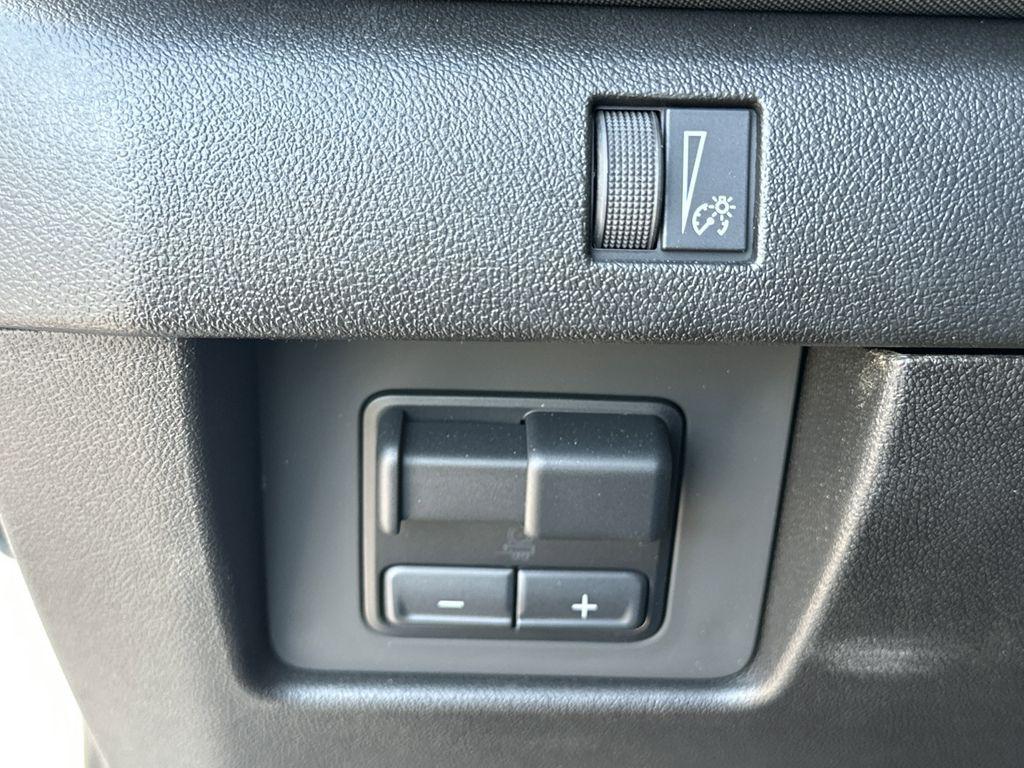 new 2025 Chevrolet Colorado car, priced at $50,164