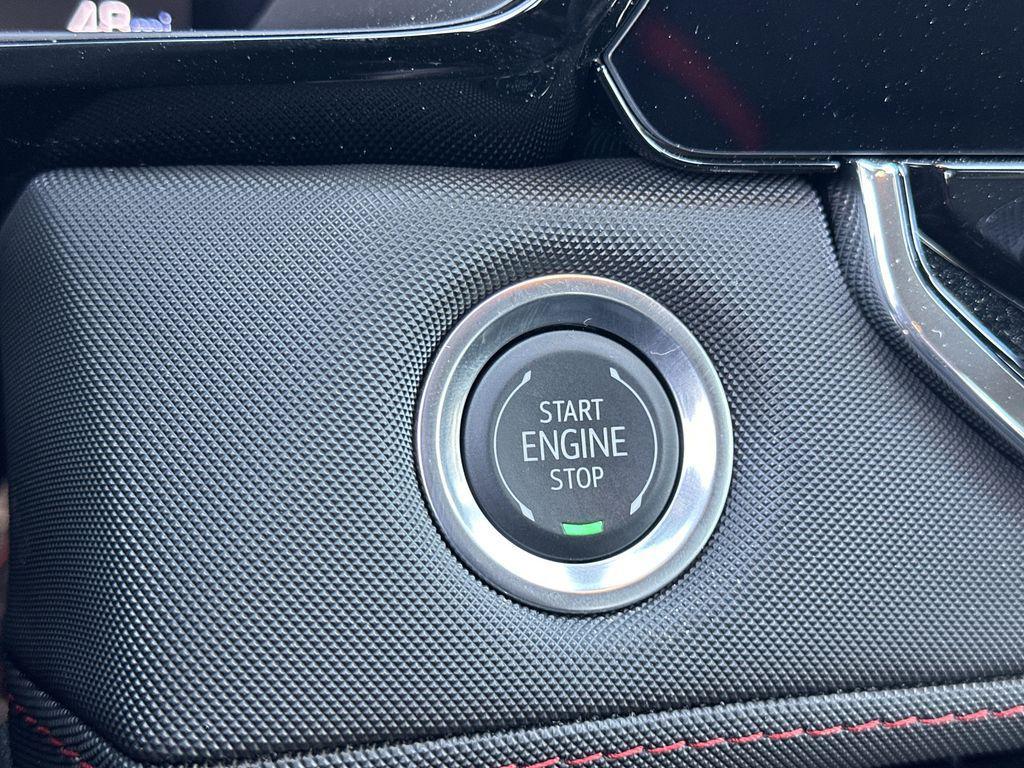 new 2025 Chevrolet Colorado car, priced at $50,164