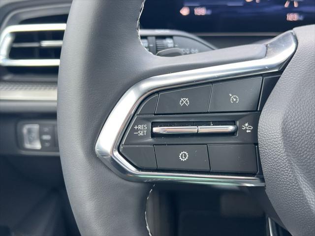 new 2025 Chevrolet Traverse car, priced at $42,494