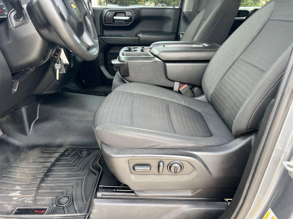 used 2022 Chevrolet Silverado 1500 car, priced at $28,999