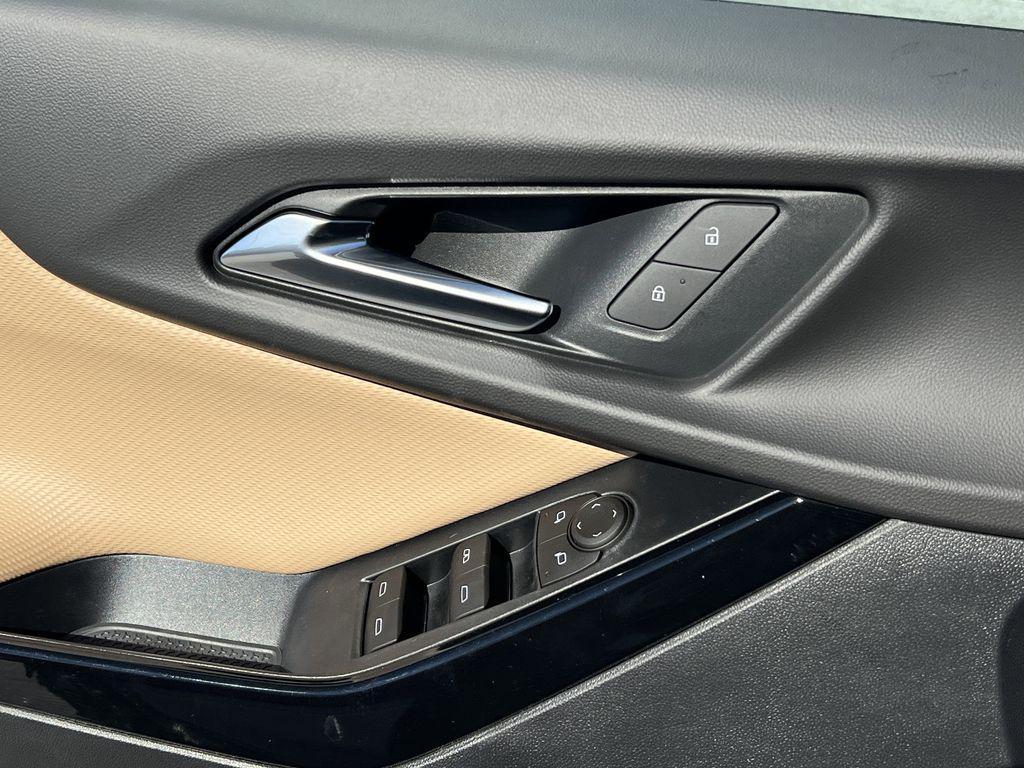 new 2026 Chevrolet Equinox car, priced at $37,215