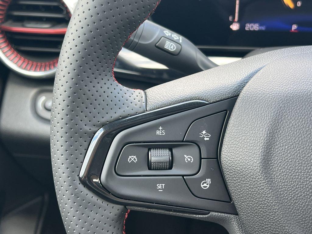 new 2025 Chevrolet Trax car, priced at $27,585