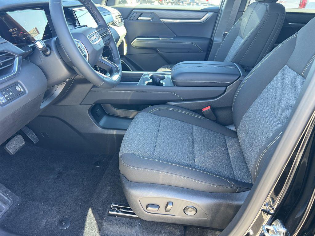 new 2026 GMC Acadia car, priced at $46,090