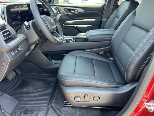 new 2025 Chevrolet Traverse car, priced at $46,555