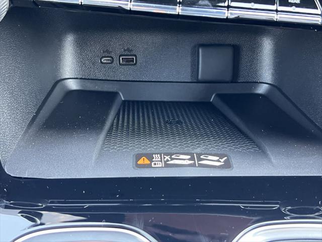 new 2025 Chevrolet Traverse car, priced at $46,555