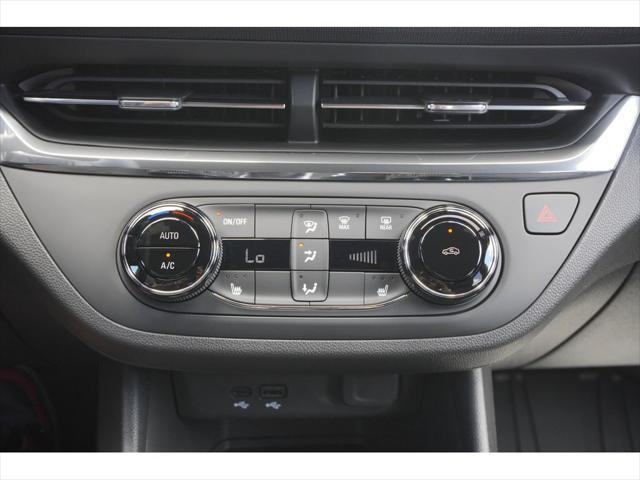 new 2025 Buick Envista car, priced at $26,860