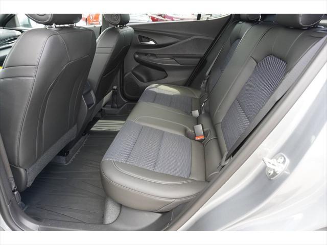 new 2025 Buick Envista car, priced at $26,860