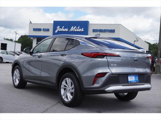 new 2025 Buick Envista car, priced at $26,860