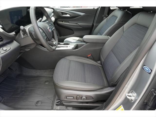 new 2025 Buick Envista car, priced at $26,860