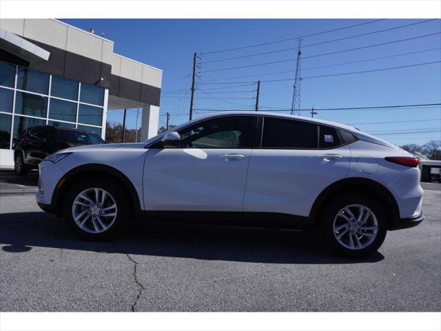 new 2025 Buick Envista car, priced at $26,385