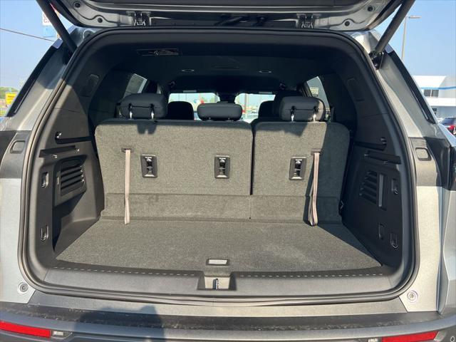 new 2025 Chevrolet Traverse car, priced at $42,695