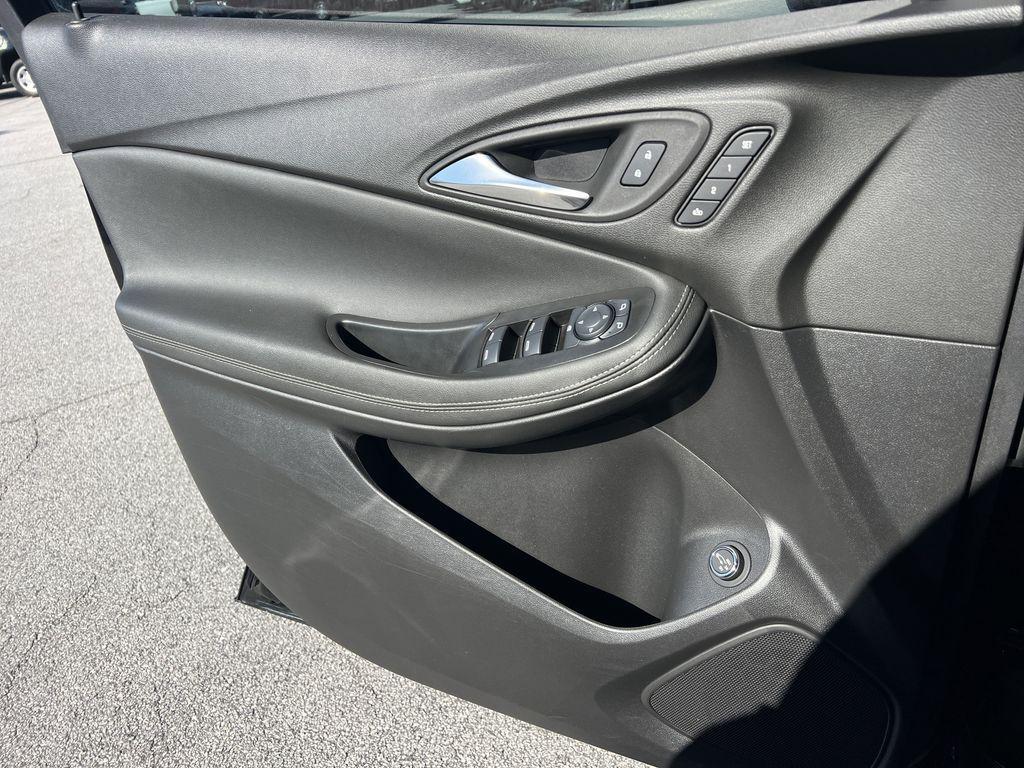 used 2023 Buick Encore GX car, priced at $23,999