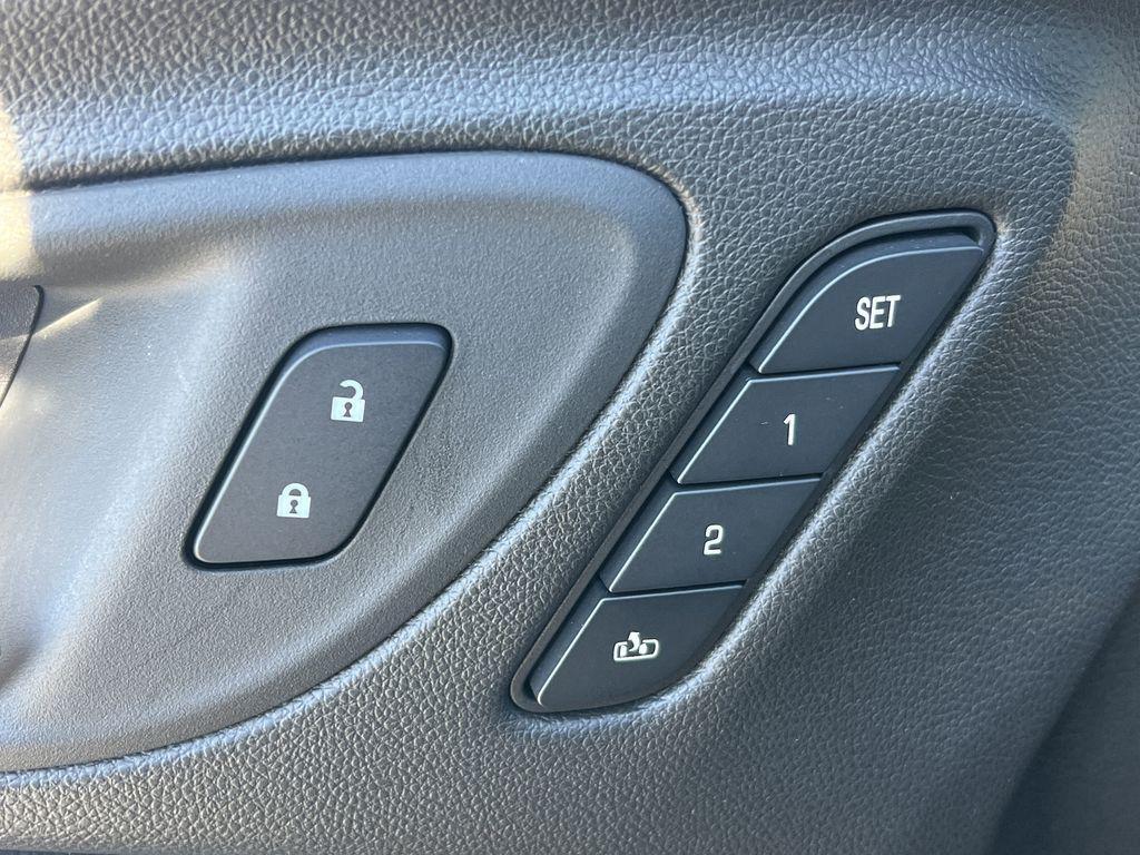 used 2023 Buick Encore GX car, priced at $23,999