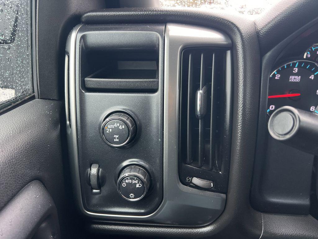 used 2018 Chevrolet Silverado 1500 car, priced at $19,999