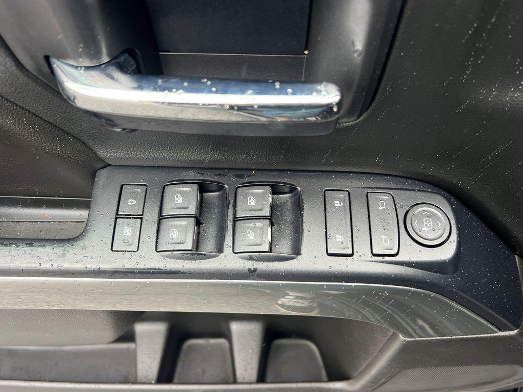 used 2018 Chevrolet Silverado 1500 car, priced at $19,999