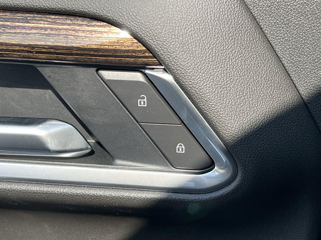 new 2025 GMC Sierra 2500 car, priced at $74,388