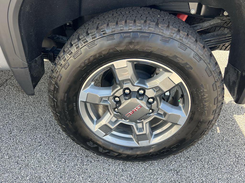 new 2025 GMC Sierra 2500 car, priced at $74,388