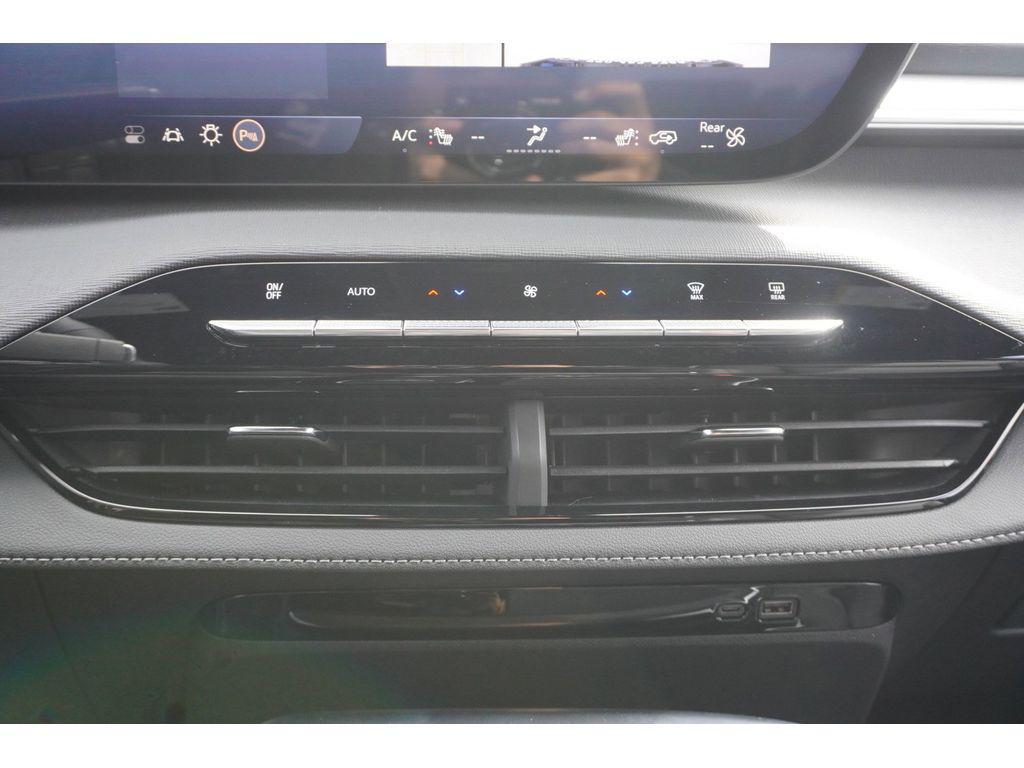 new 2025 Buick Enclave car, priced at $47,978