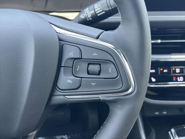 new 2025 Buick Envista car, priced at $31,884