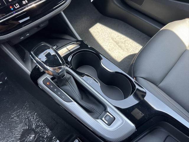 new 2025 Buick Envista car, priced at $31,884