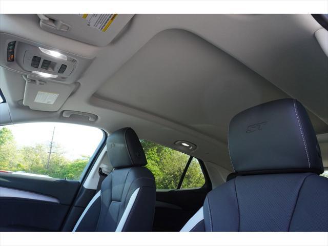 new 2025 Buick Envision car, priced at $44,034