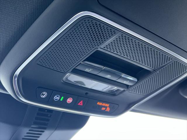 new 2025 Chevrolet Traverse car, priced at $58,414