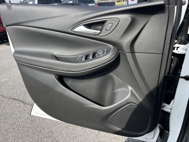 new 2025 Buick Encore GX car, priced at $31,725