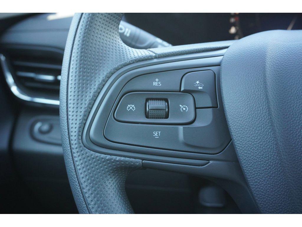 new 2025 Buick Envista car, priced at $26,380