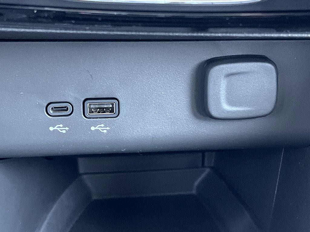 new 2026 Buick Encore GX car, priced at $31,175