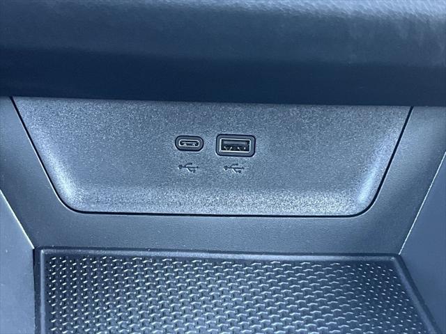 new 2025 Chevrolet Equinox car, priced at $30,490