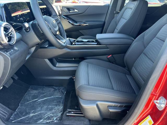 new 2025 Chevrolet Equinox car, priced at $30,490