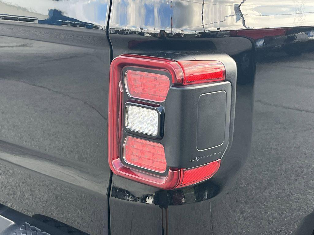 used 2022 Jeep Gladiator car, priced at $35,999