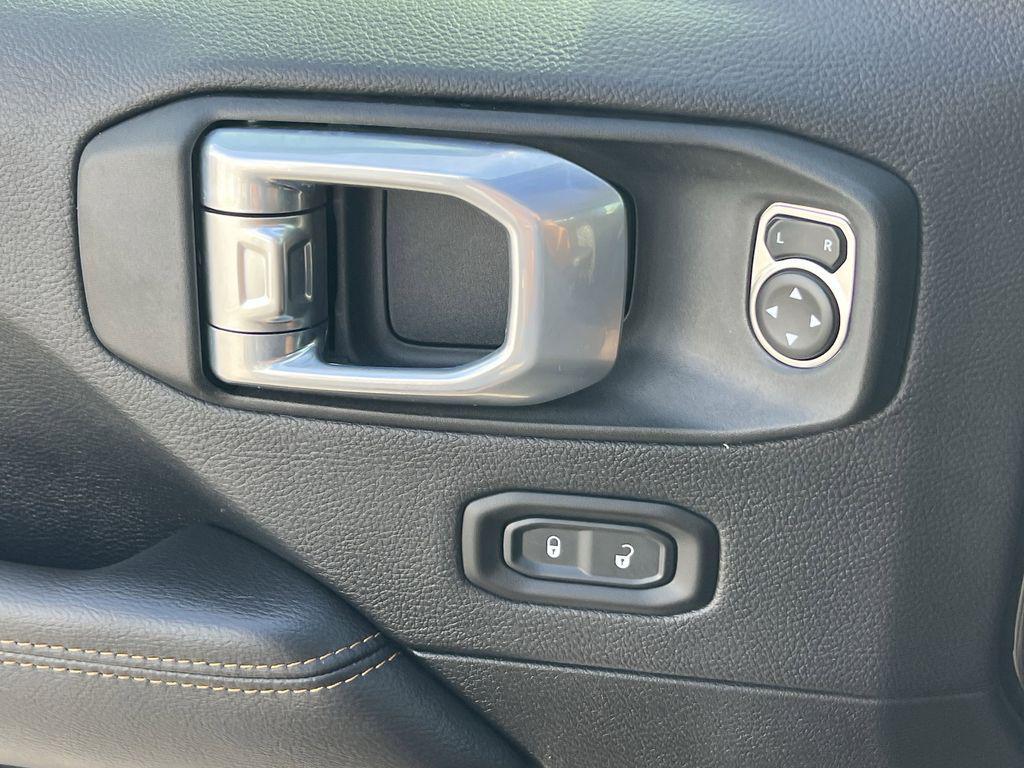 used 2022 Jeep Gladiator car, priced at $35,999