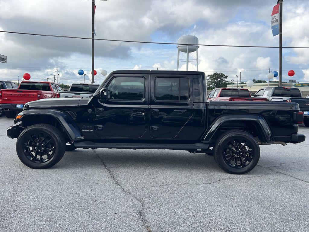 used 2022 Jeep Gladiator car, priced at $35,999