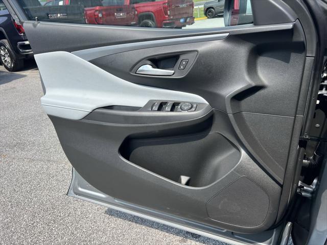 new 2025 Buick Envista car, priced at $26,935