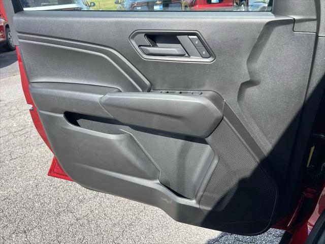 new 2025 Chevrolet Colorado car, priced at $37,090