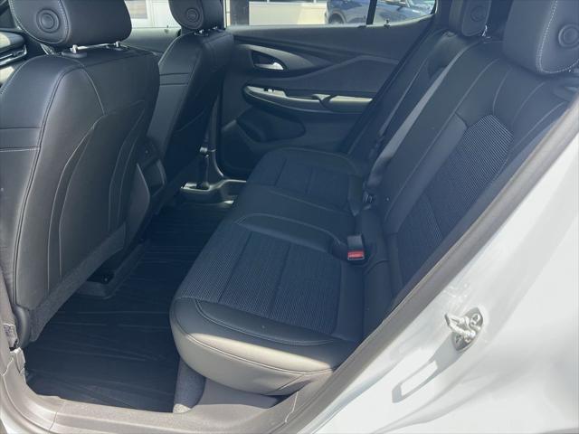 new 2025 Buick Envista car, priced at $25,370