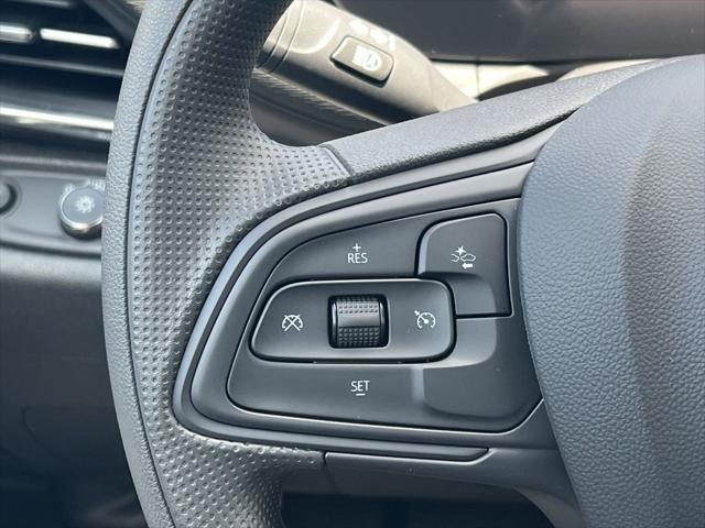 new 2025 Buick Envista car, priced at $25,370