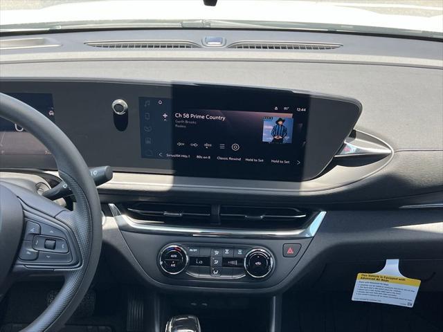 new 2025 Buick Envista car, priced at $25,370