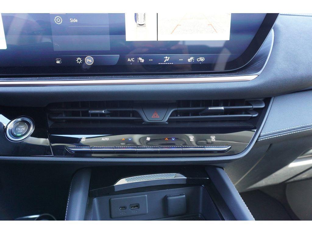new 2025 Buick Envision car, priced at $44,335
