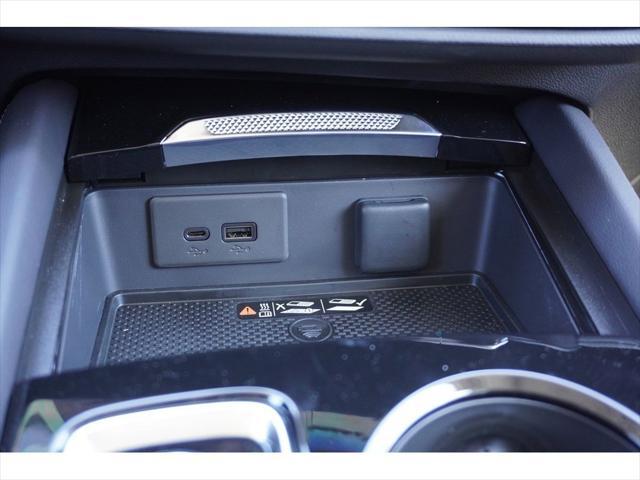 new 2025 Buick Envision car, priced at $44,335