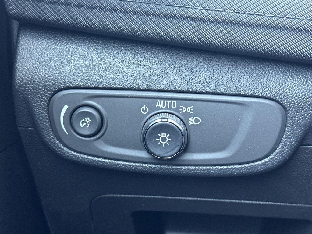 new 2026 Chevrolet TrailBlazer car, priced at $26,580