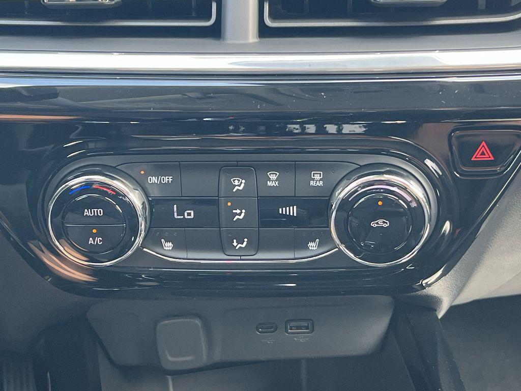 new 2025 Chevrolet Trax car, priced at $26,690
