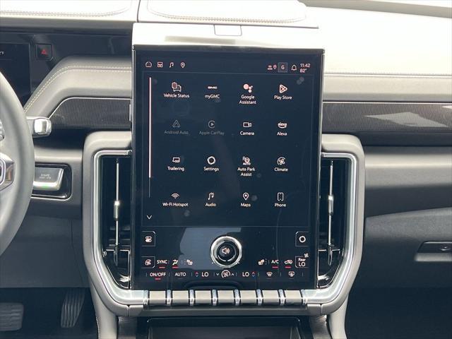 new 2025 GMC Yukon XL car, priced at $80,160