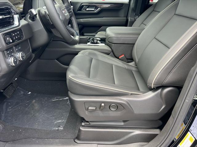 new 2025 GMC Yukon XL car, priced at $80,160